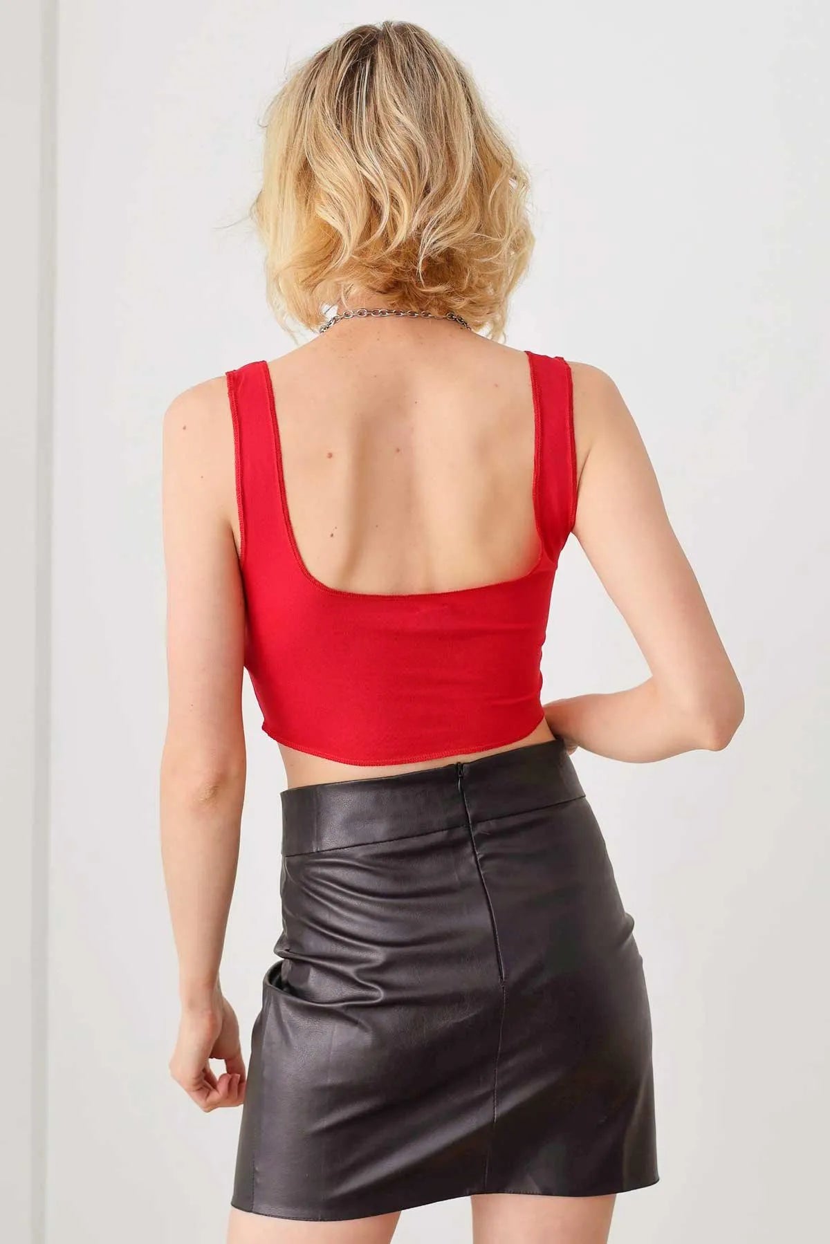 Solid Lace-Up Sleeveless Round Neck Crop Top